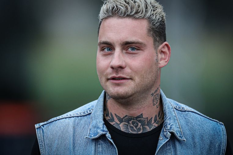 Douwe Bob openhartig over de band met de moeder van zijn kind