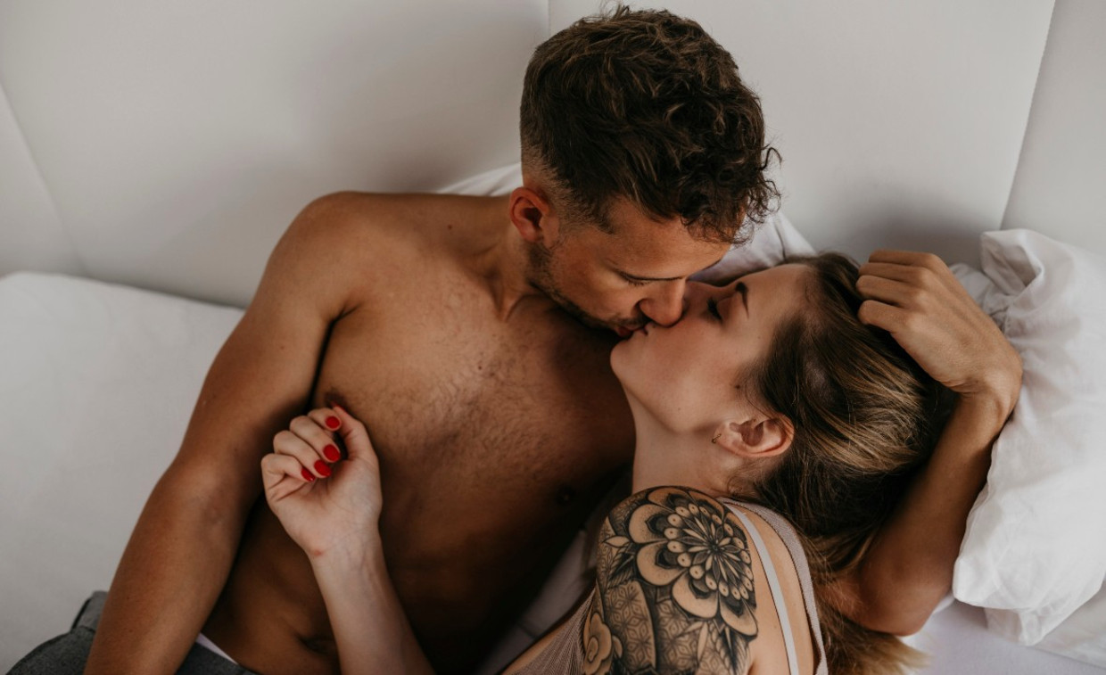 Ik geef mijn seksleven een 9 Wij geloven absoluut niet in monogamie Volwassen foto