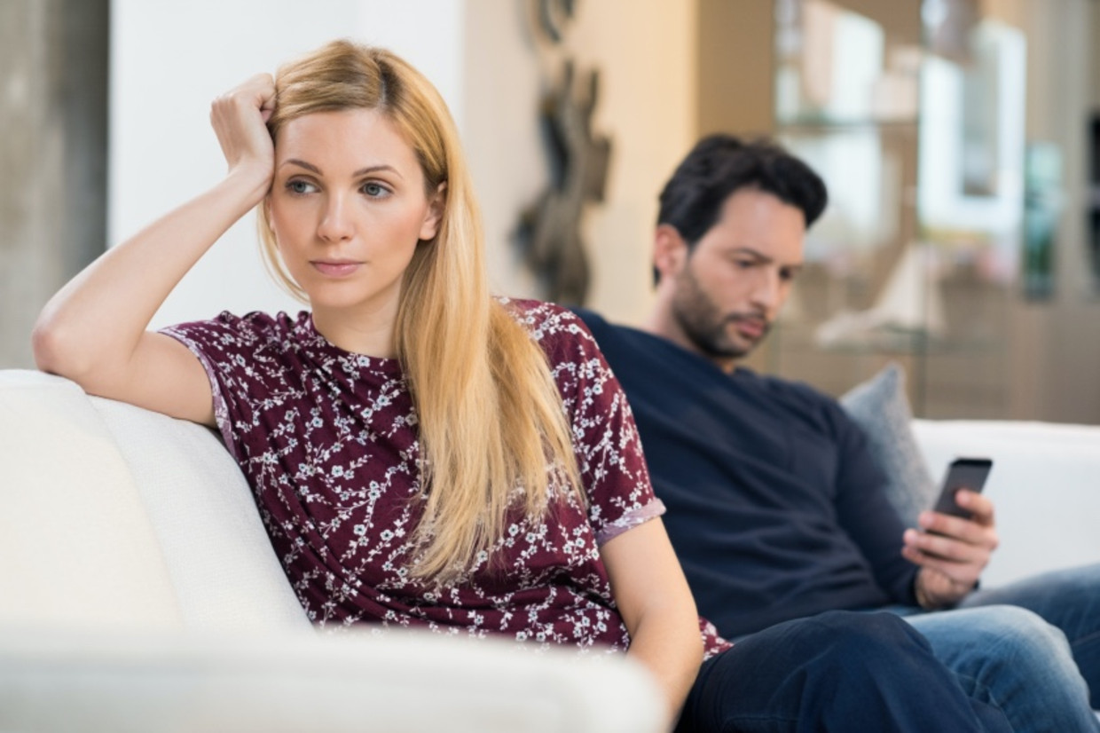 Opgebiecht Onze relatie gaat steeds meer op die van broer en zus lijken vrouw 1240x826 hq naakt foto Opgebiecht Onze relatie gaat steeds meer op die van broer en zus lijken